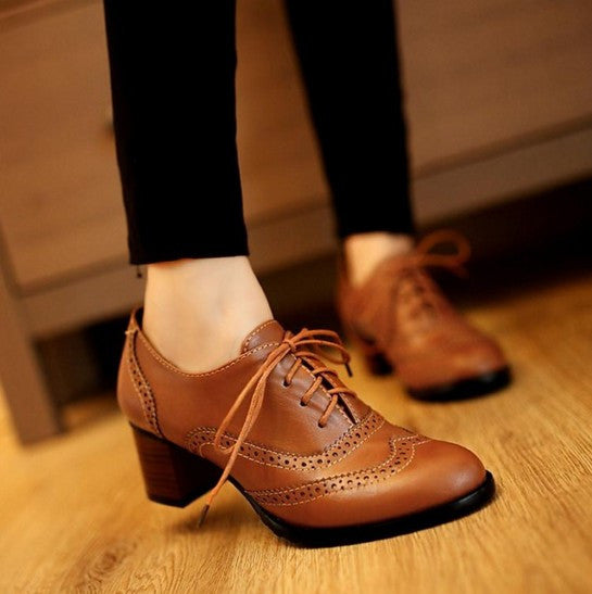 Retro Carving Women Oxford Shoes